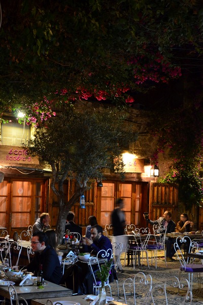 Edde Yard on Friday Night
